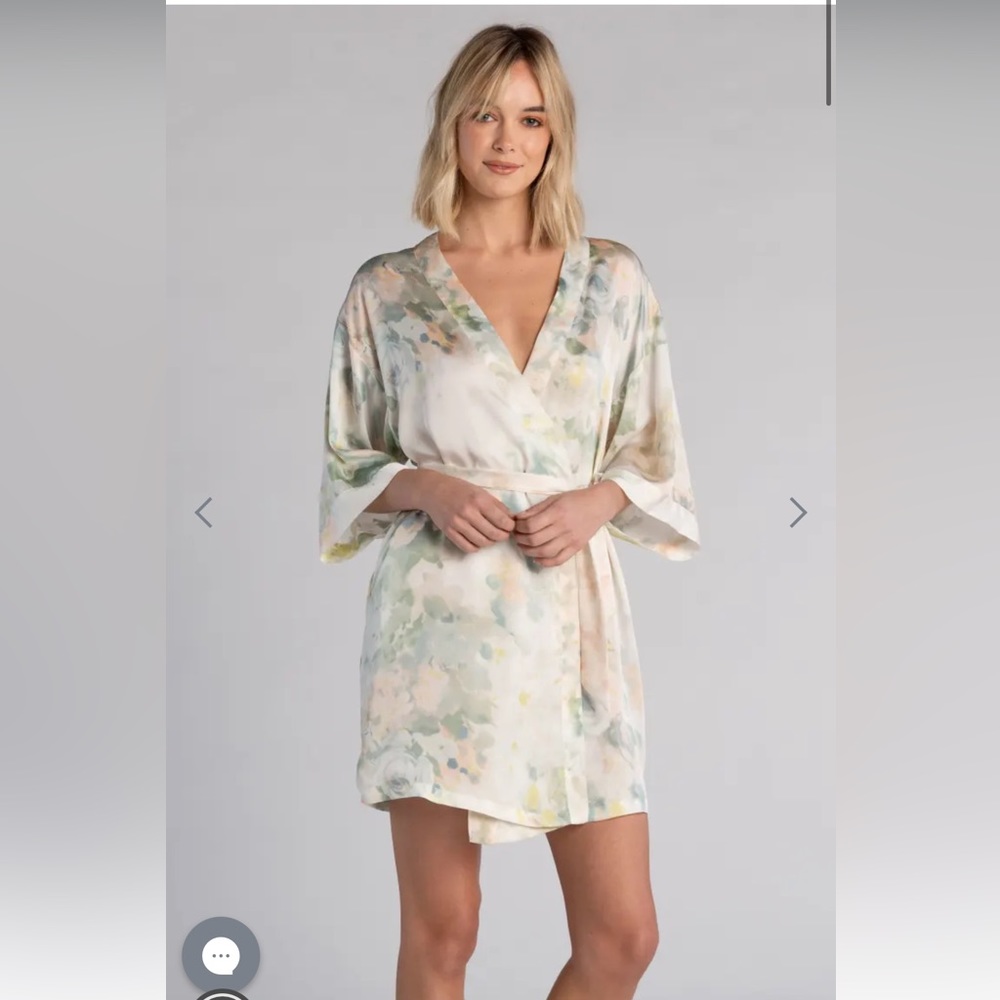 Jenny Yoo Isabella Robe